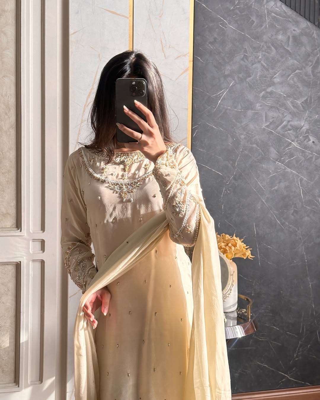 ALIYA || ELEGANCE IVORY alternate view