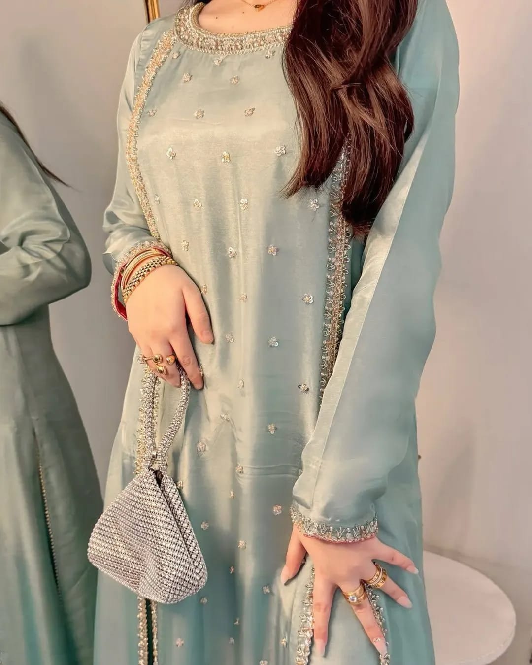 ROSHAN ARA || MINT ELEGANCE